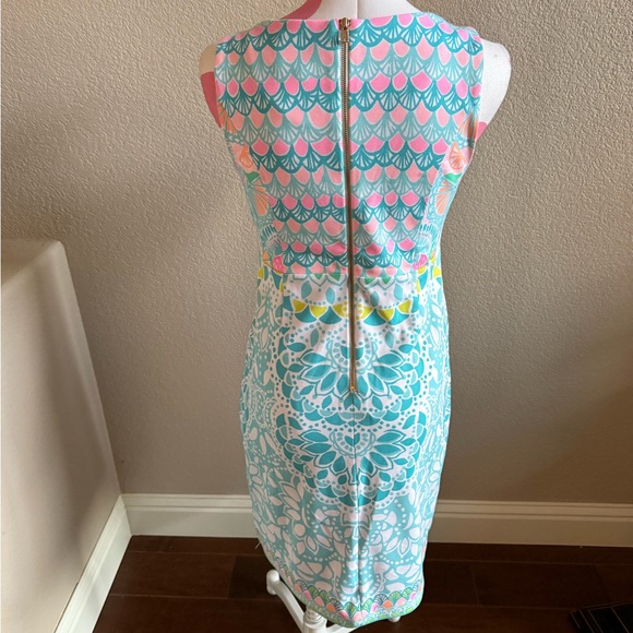 Lily Pulitzer Sigrid Caribbean Citrus Engineered Pique Knit Shift Dress, Size 2 - Picture 6 of 7